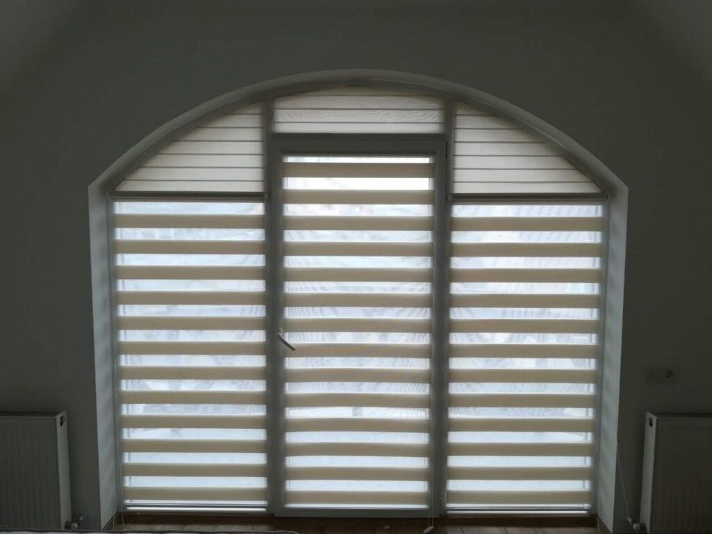 img b5ec3b45b22c40bfa572ca4b38361970 v