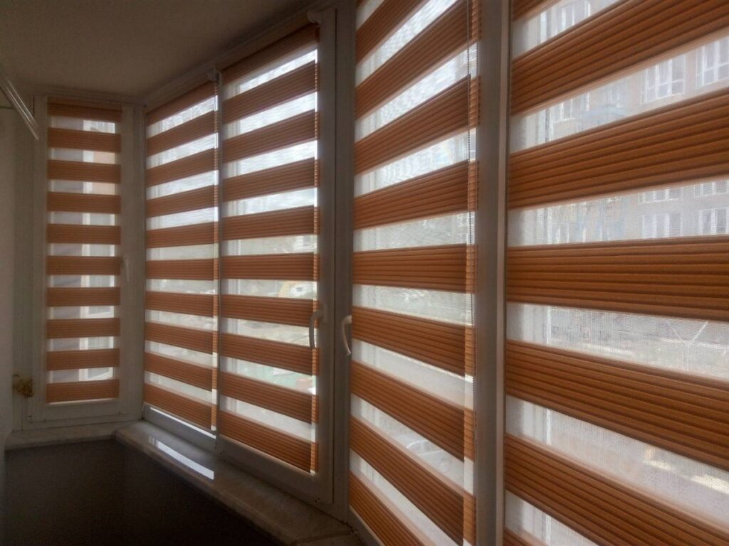 День-Ніч плісовані